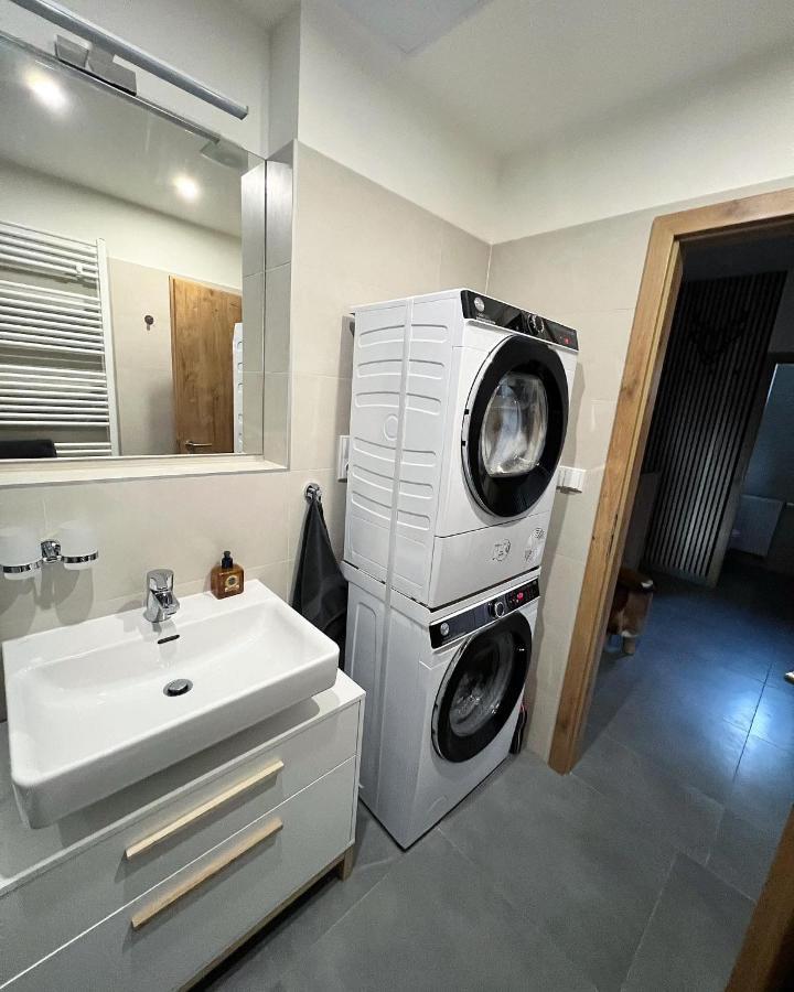 U Jelena Harrachov - Rodinny Apartman U Lesa S Garazi Dış mekan fotoğraf